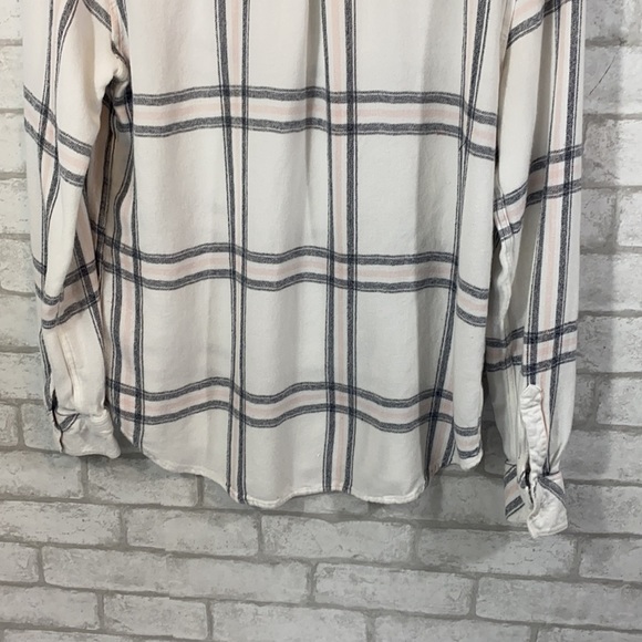 Rails plaid button down shirt size Medium - Picture 9 of 12